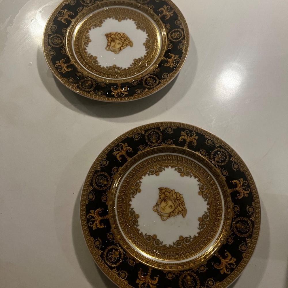 Versace plates 2 - Picture 3 of 8